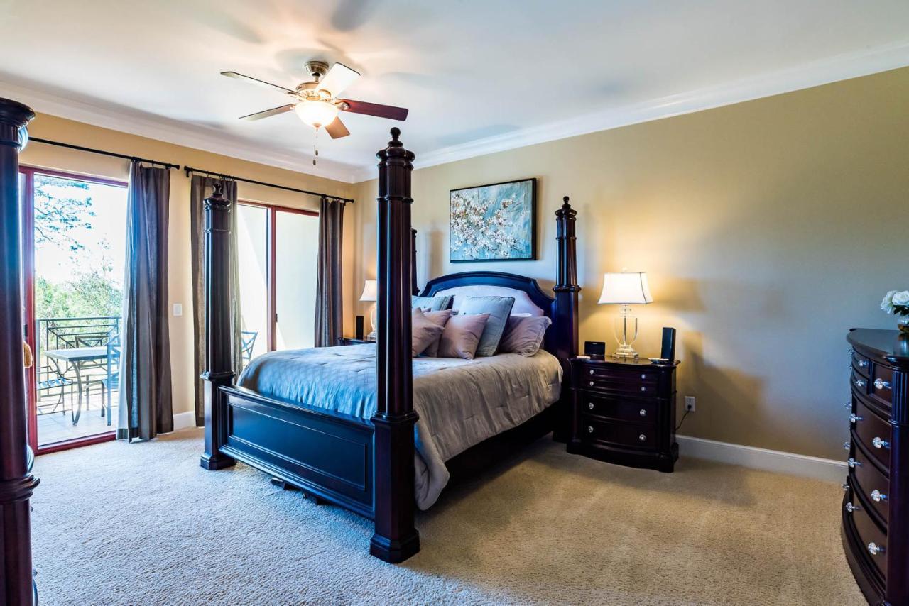 Sanctuary By The Sea Condos شاطئ سانتا روزا المظهر الخارجي الصورة